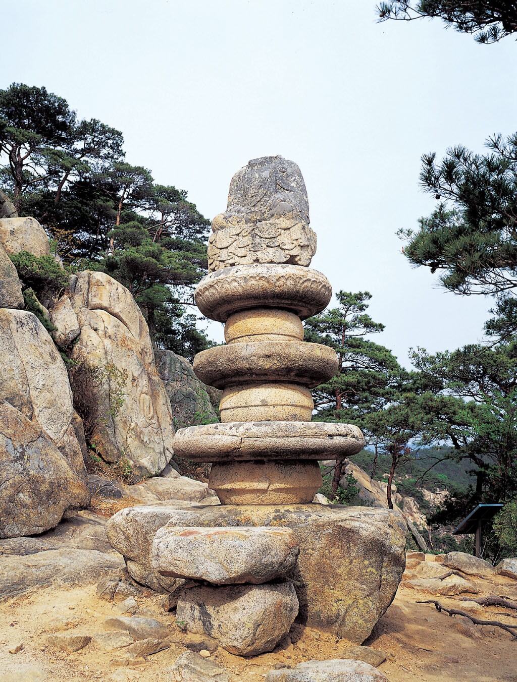 경주 남산 용장사곡 석조여래좌상_1