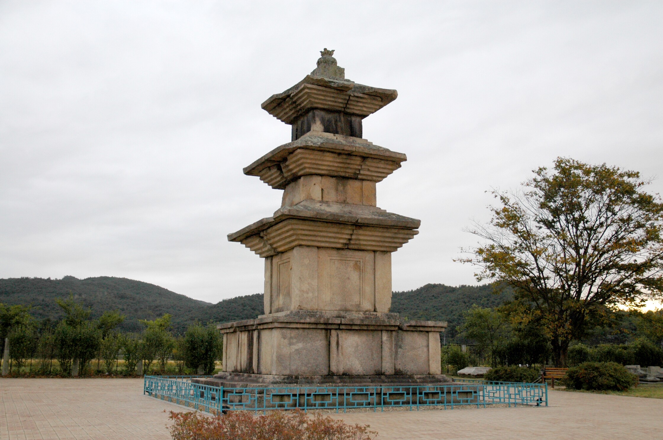 경주 고선사지 삼층석탑_2