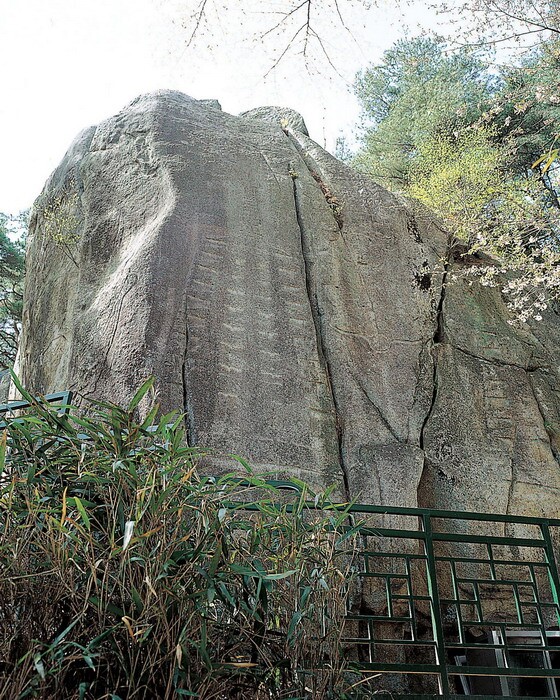 경주 남산 탑곡 마애불상군_1
