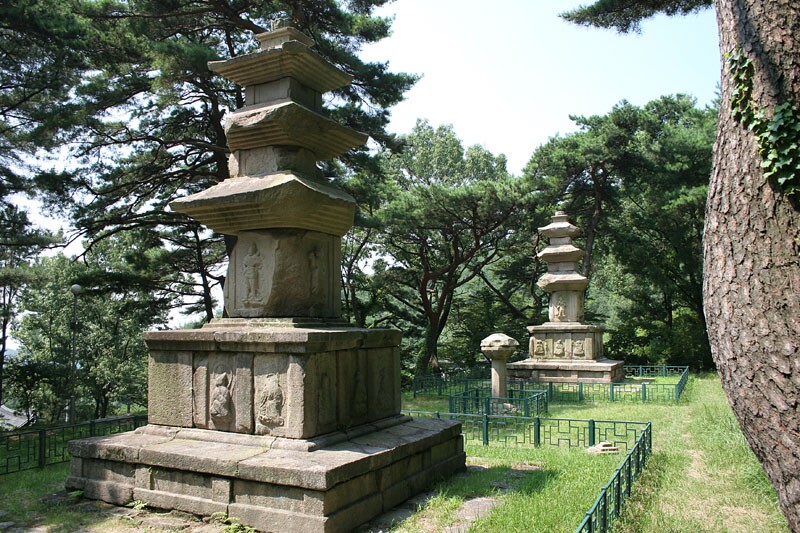 경주 원원사지 동서 삼층석탑_1